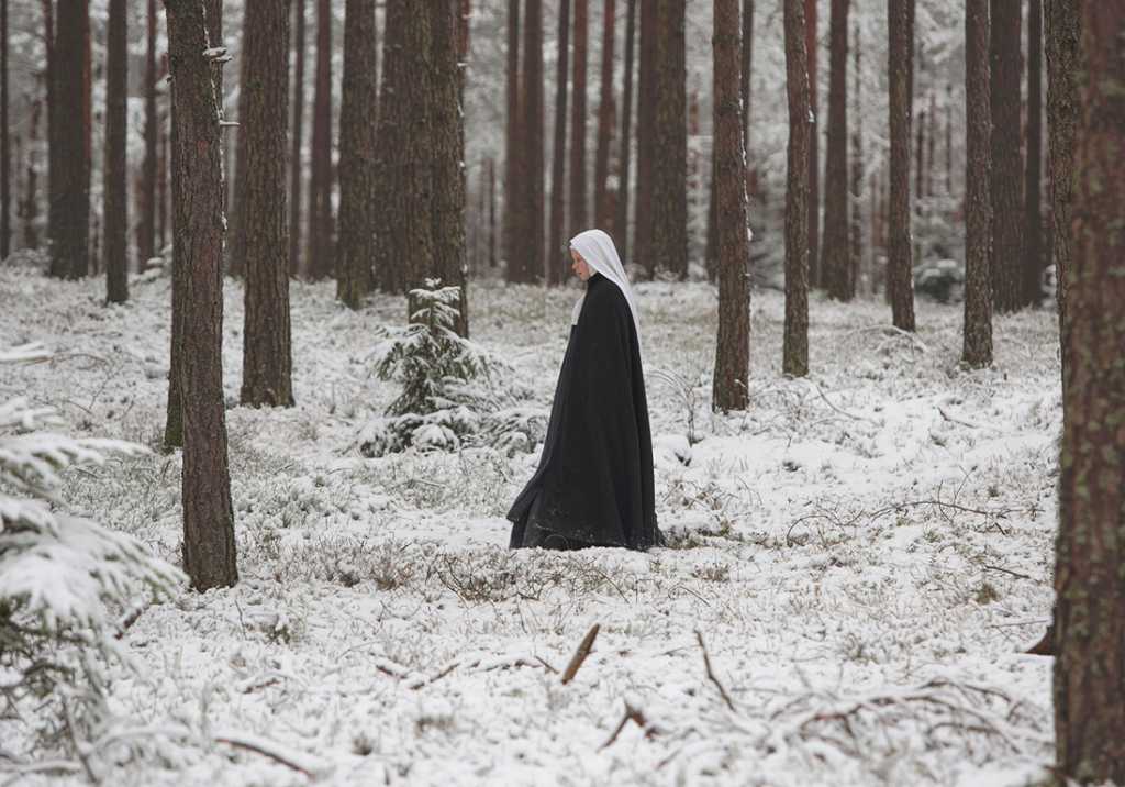 Dans le froid et la solitude, ces soeurs vivront un enfer - Image droits réservés - © Mars Distribution 